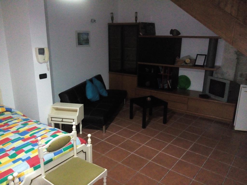 Dimora Donna Clara Bed & Breakfast กอนแวร์ซาโน ห้อง รูปภาพ