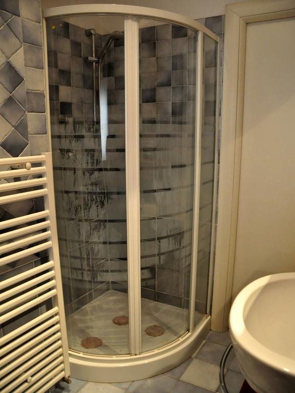 Dimora Donna Clara Bed & Breakfast กอนแวร์ซาโน ห้อง รูปภาพ