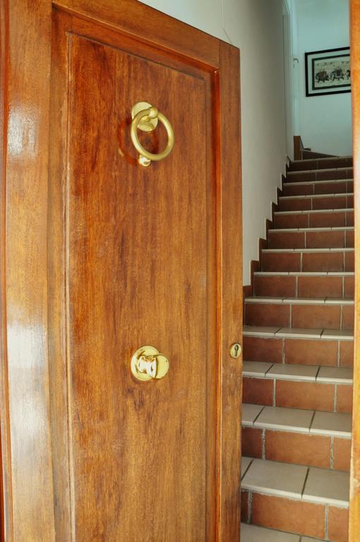 Dimora Donna Clara Bed & Breakfast กอนแวร์ซาโน ภายนอก รูปภาพ